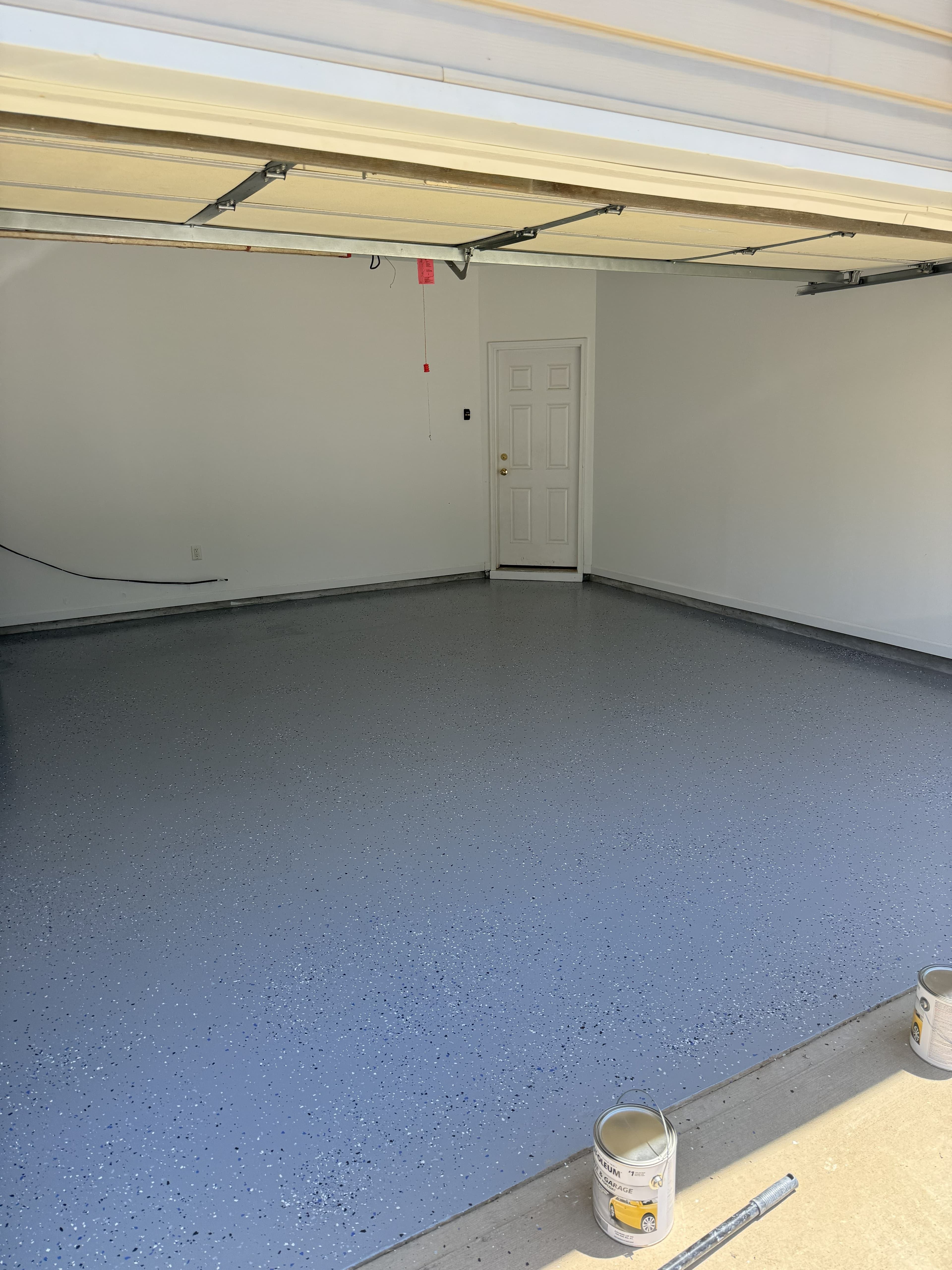 Garage Floor Epoxy Coating – Image 4