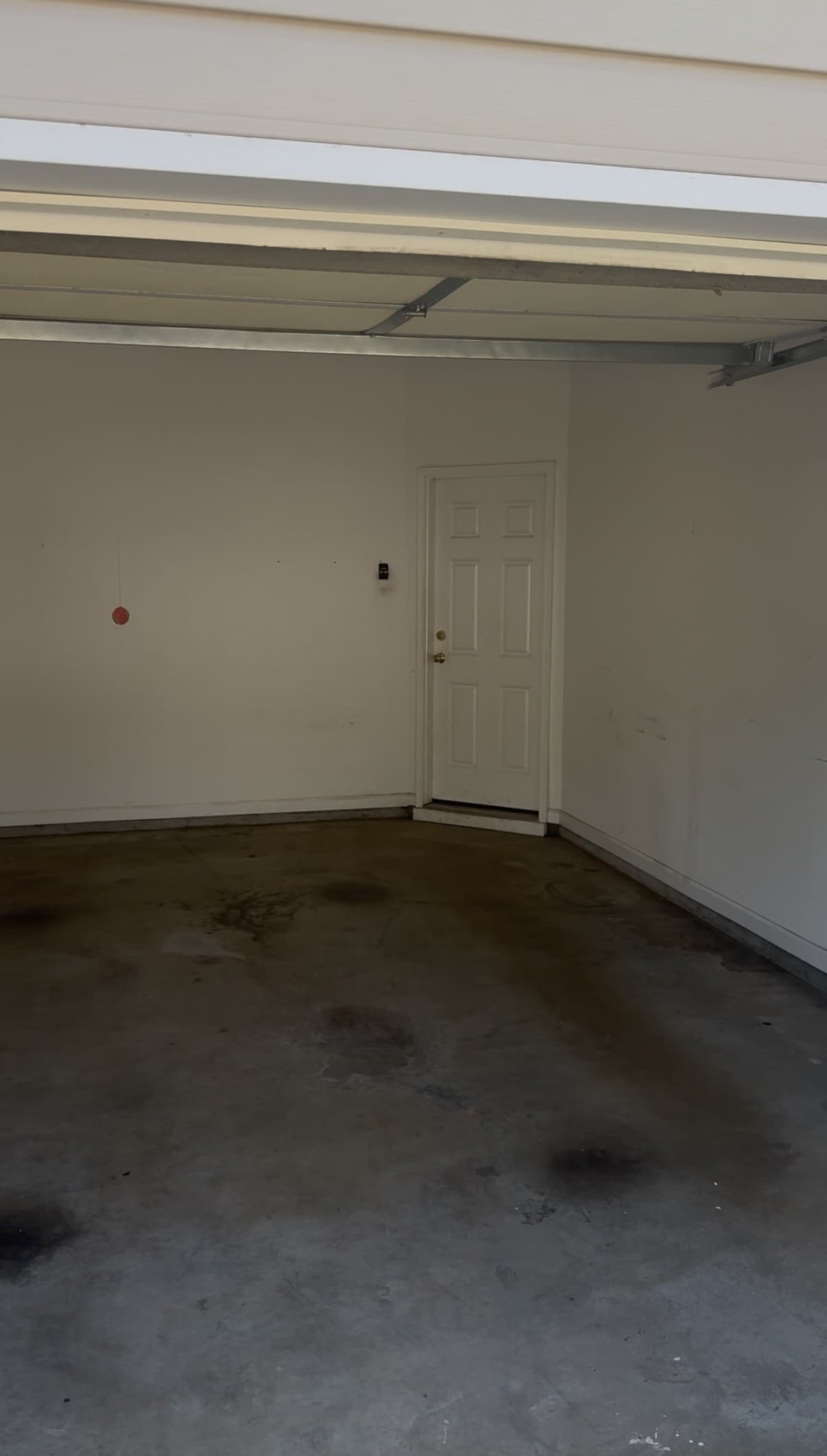 Garage Floor Epoxy Coating – Image 6