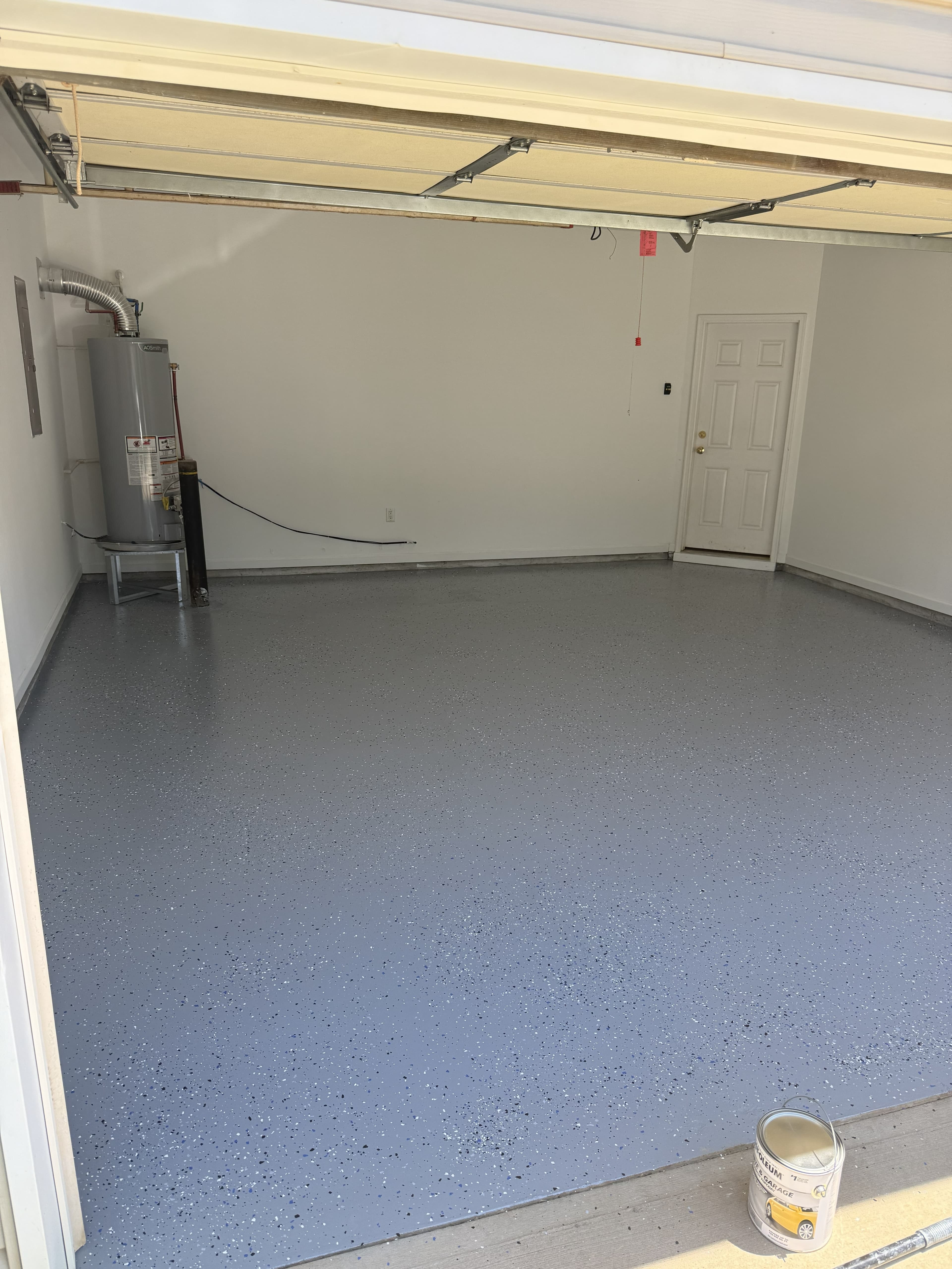 Garage Floor Epoxy Coating – Image 3